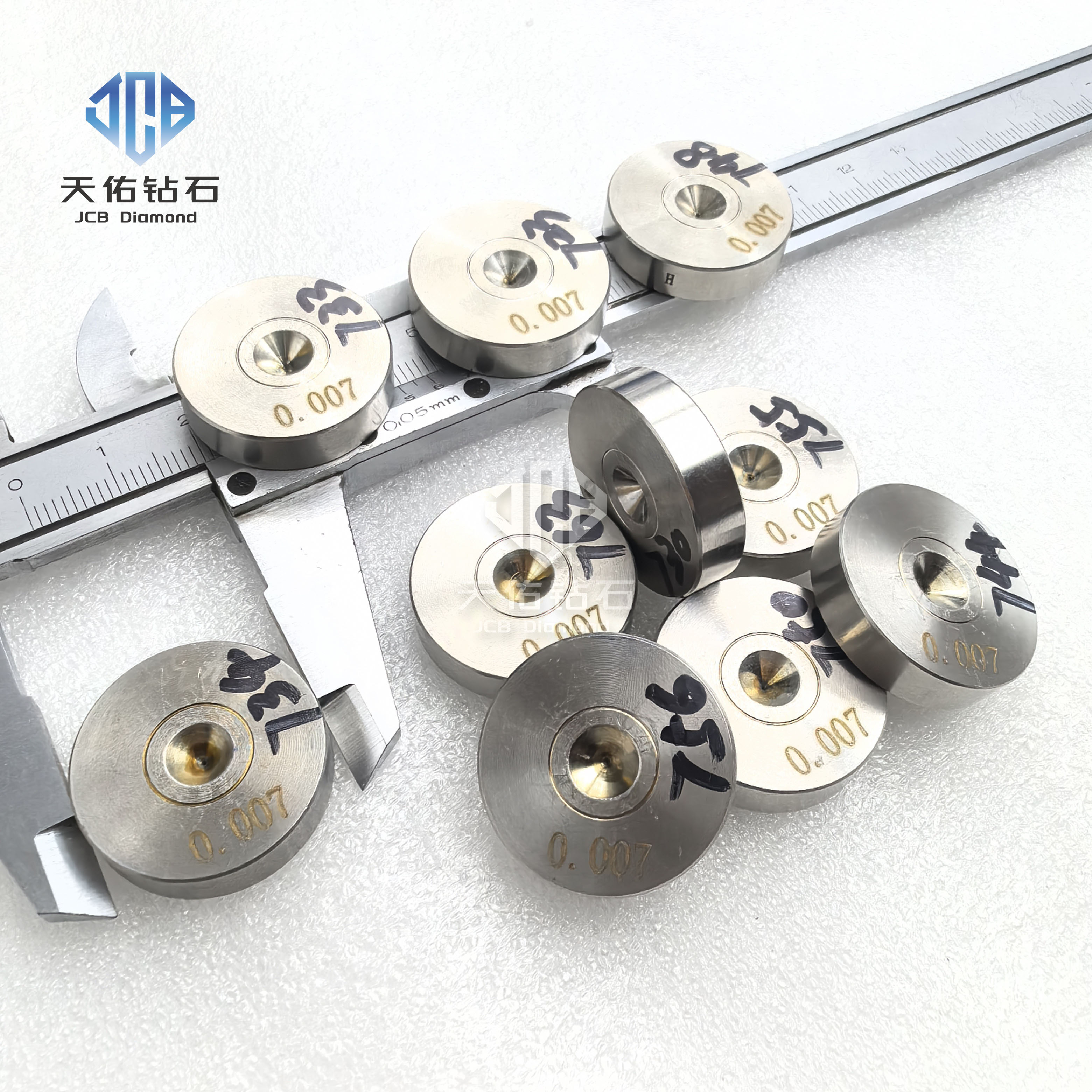 초미세 구경 천연 다이아몬드 인발 다이스 0.007mm